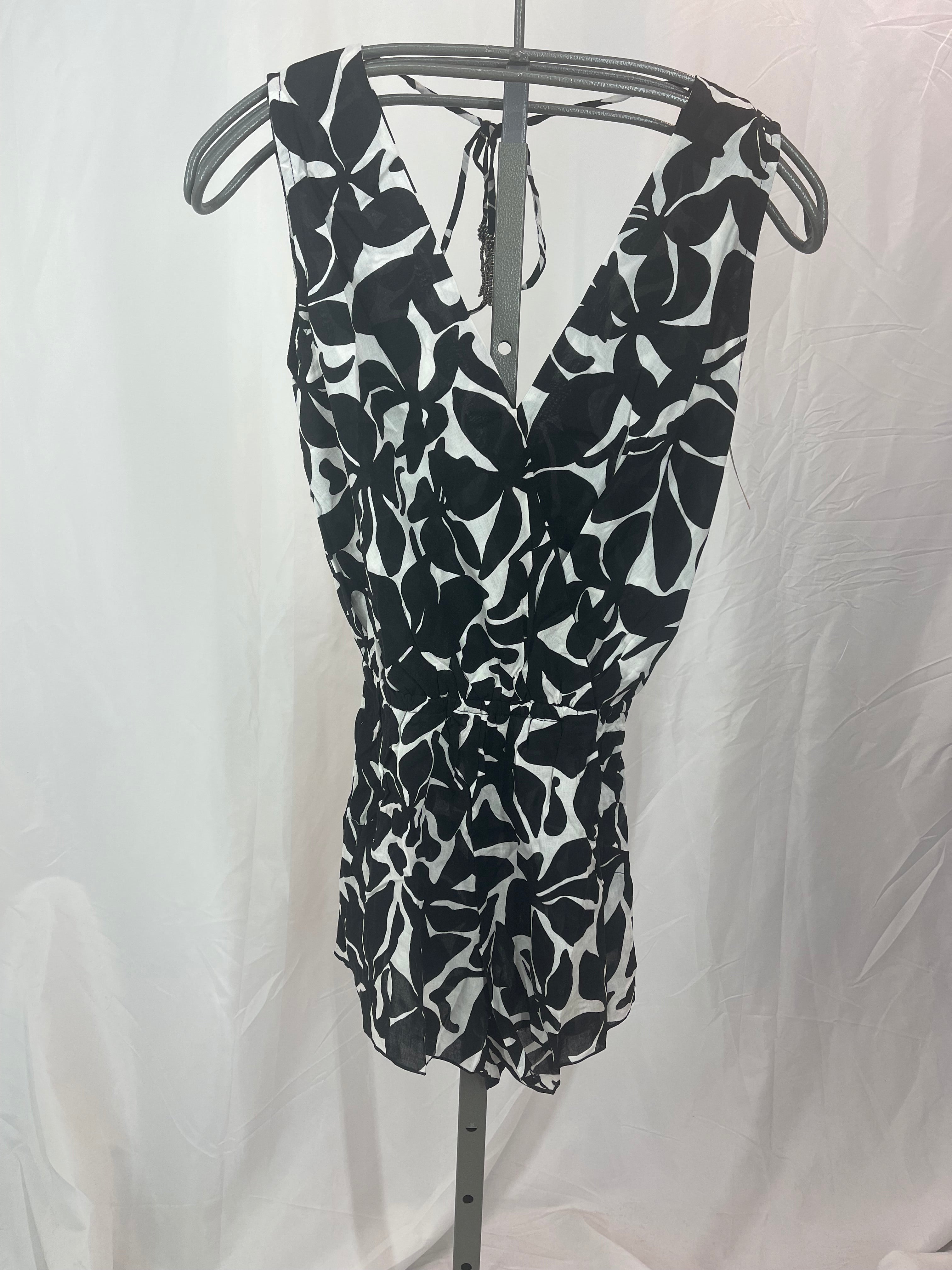 Khush Izzie Women's Romper - Frangipani Black