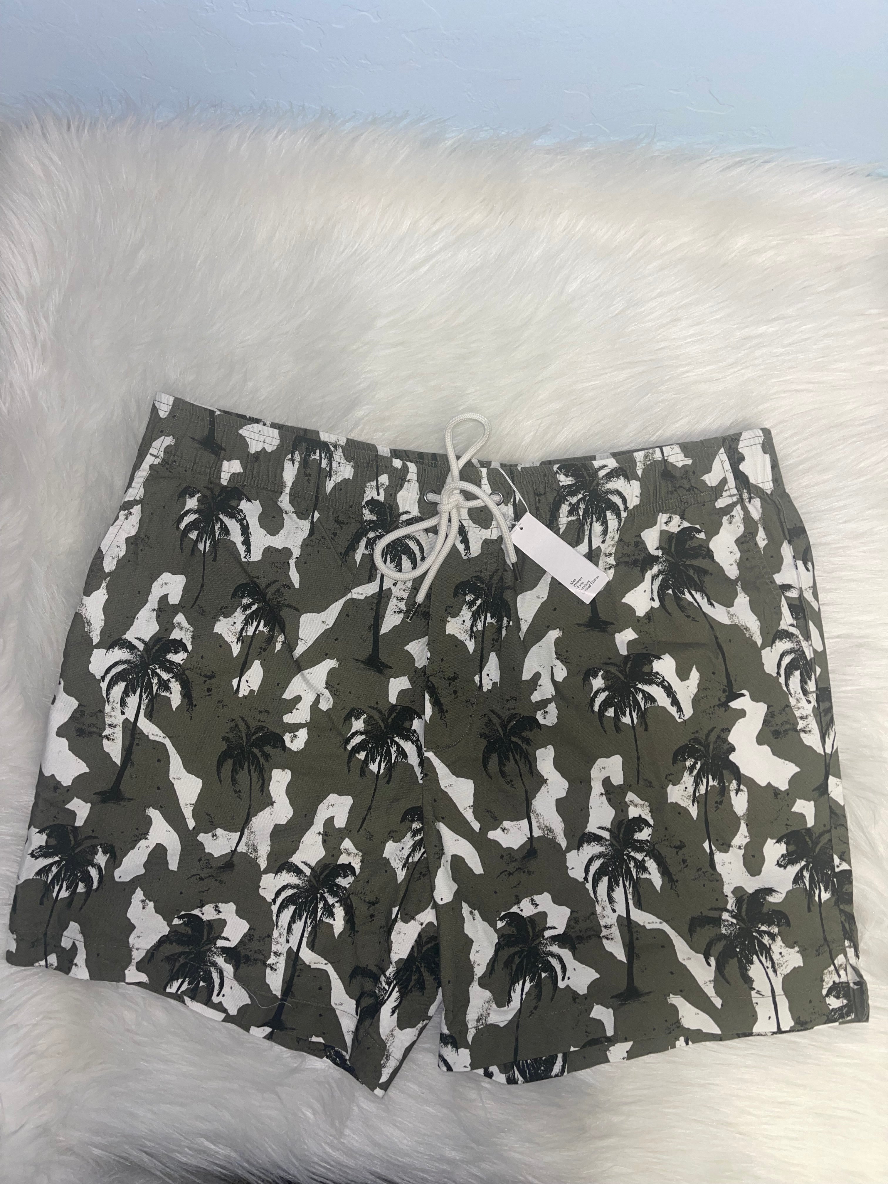 James Perse Men's Camo Palm Shorts