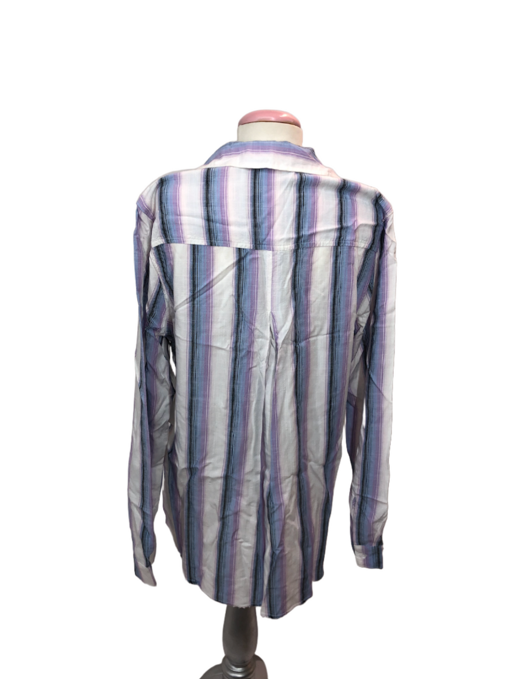 Bella Dahl Frayed Hem Pocket Button Down Blouse